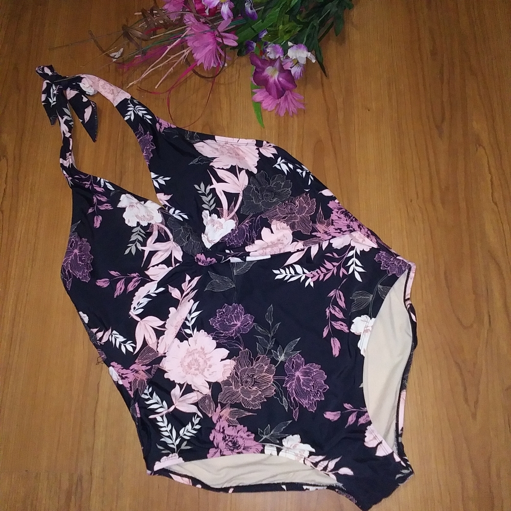 NWT "kona sol" 1pc bathingsuit 22w